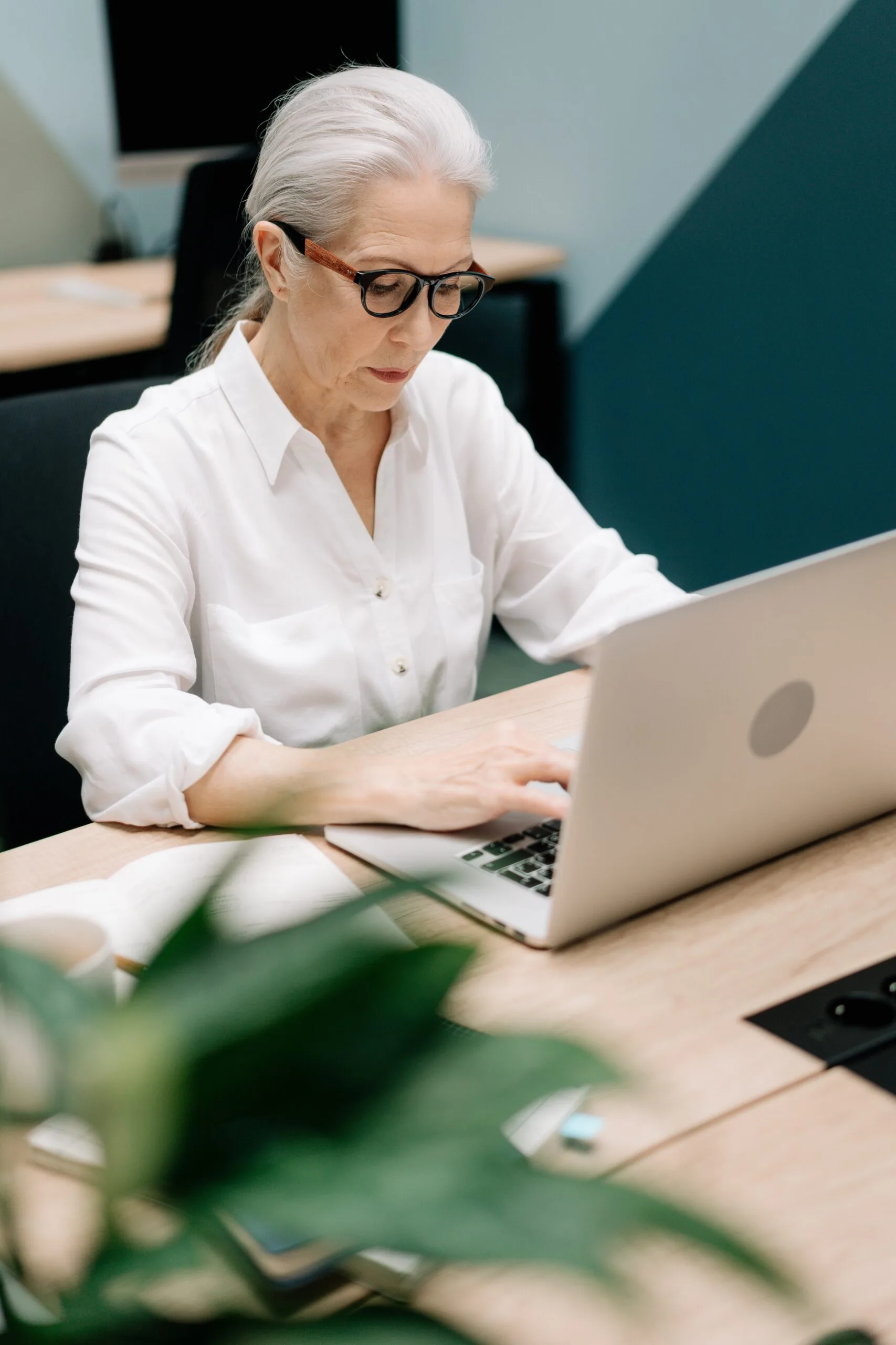 Will Inflation Keep  Older Workers in the Workforce?
