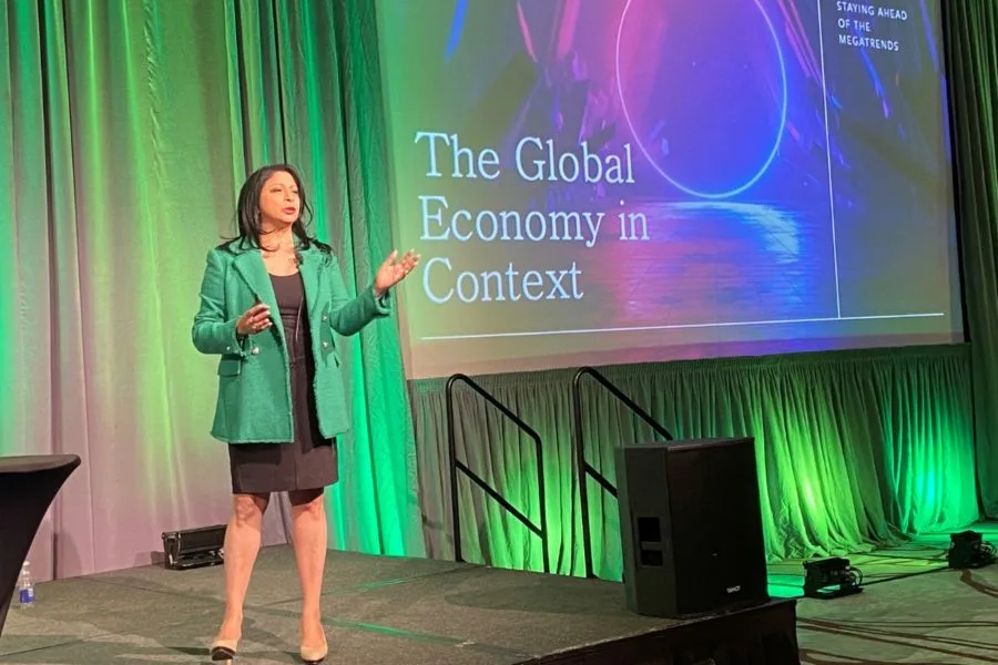 Talking About the Economy to the Canola Industry