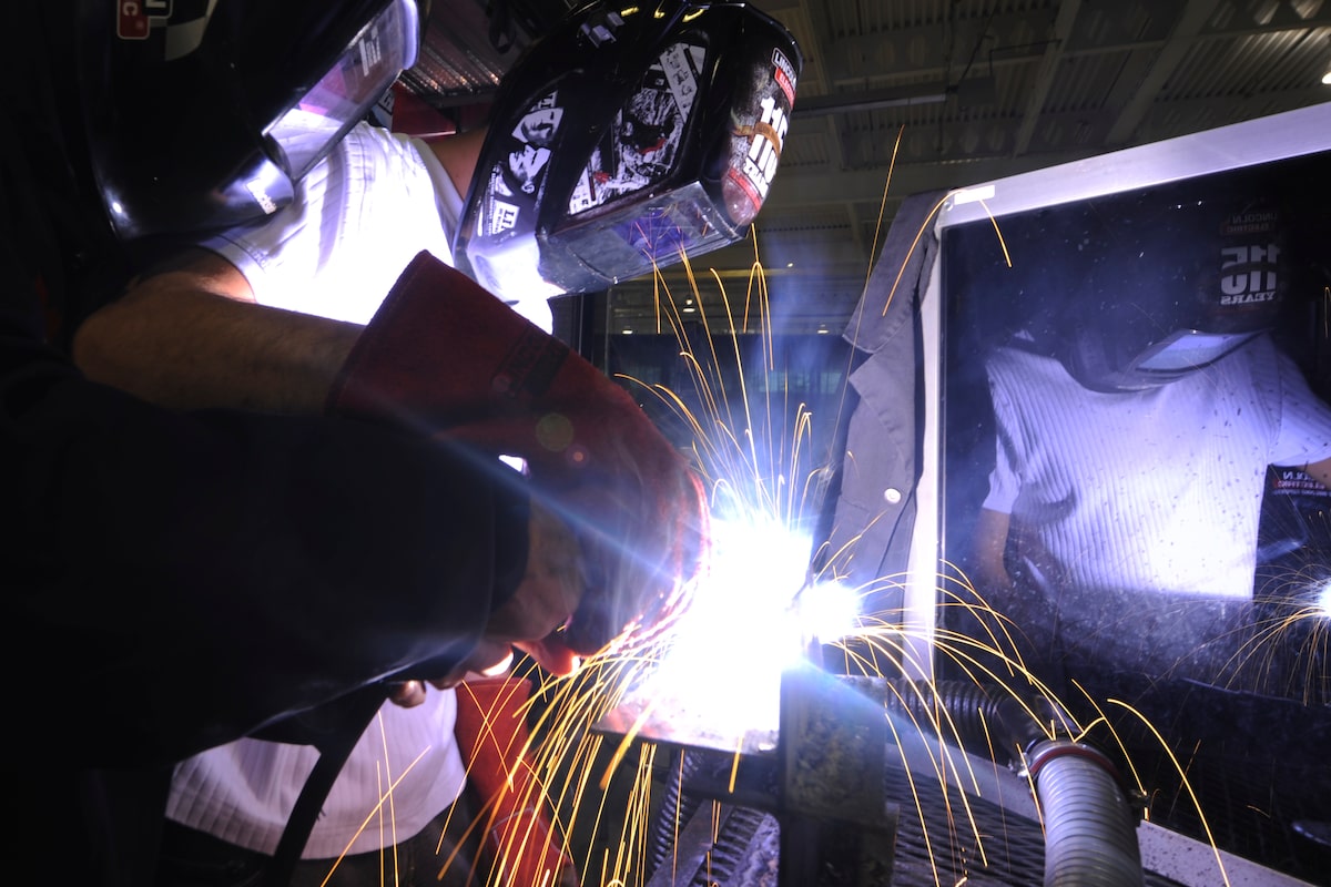 Skilled Trades May be Safe from AI - For Now